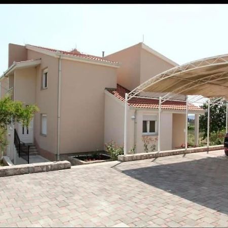 Apartmant Milan Trogir Exterior foto